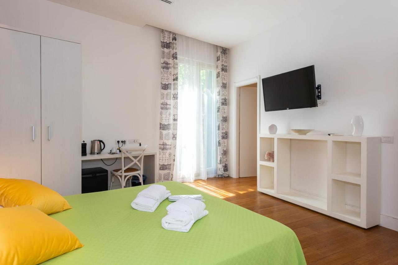Ihh Suites Рим Екстериор снимка