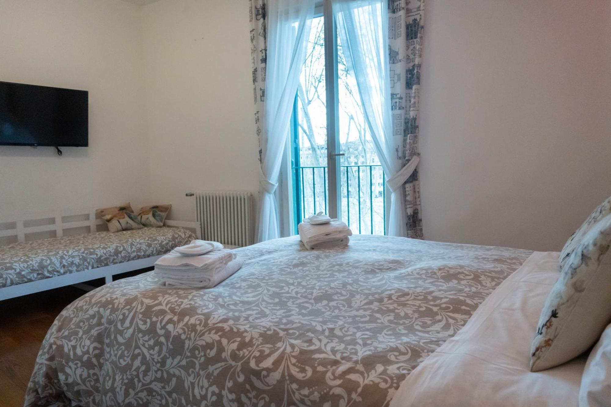 Ihh Suites Рим Екстериор снимка