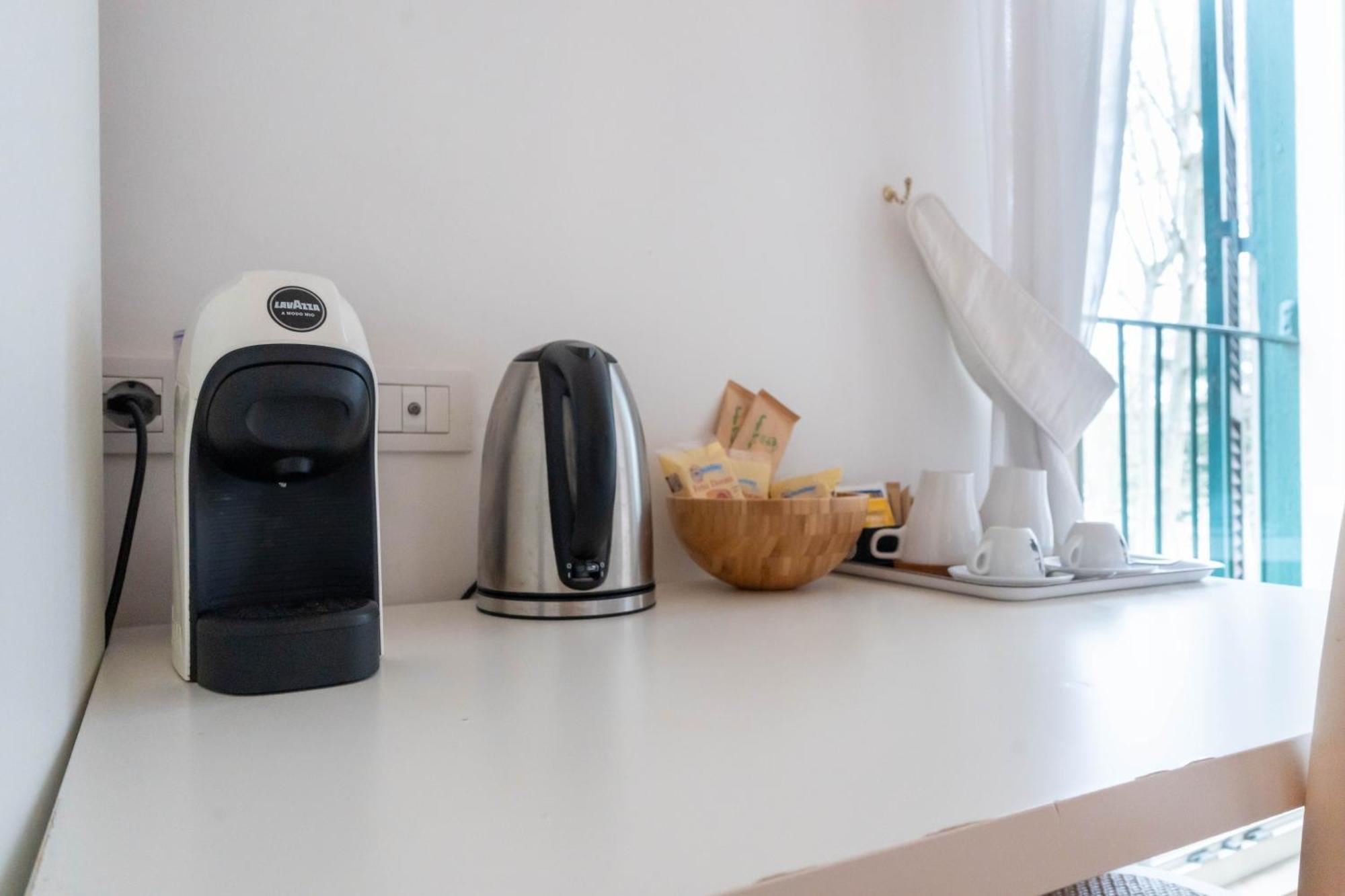 Ihh Suites Рим Екстериор снимка