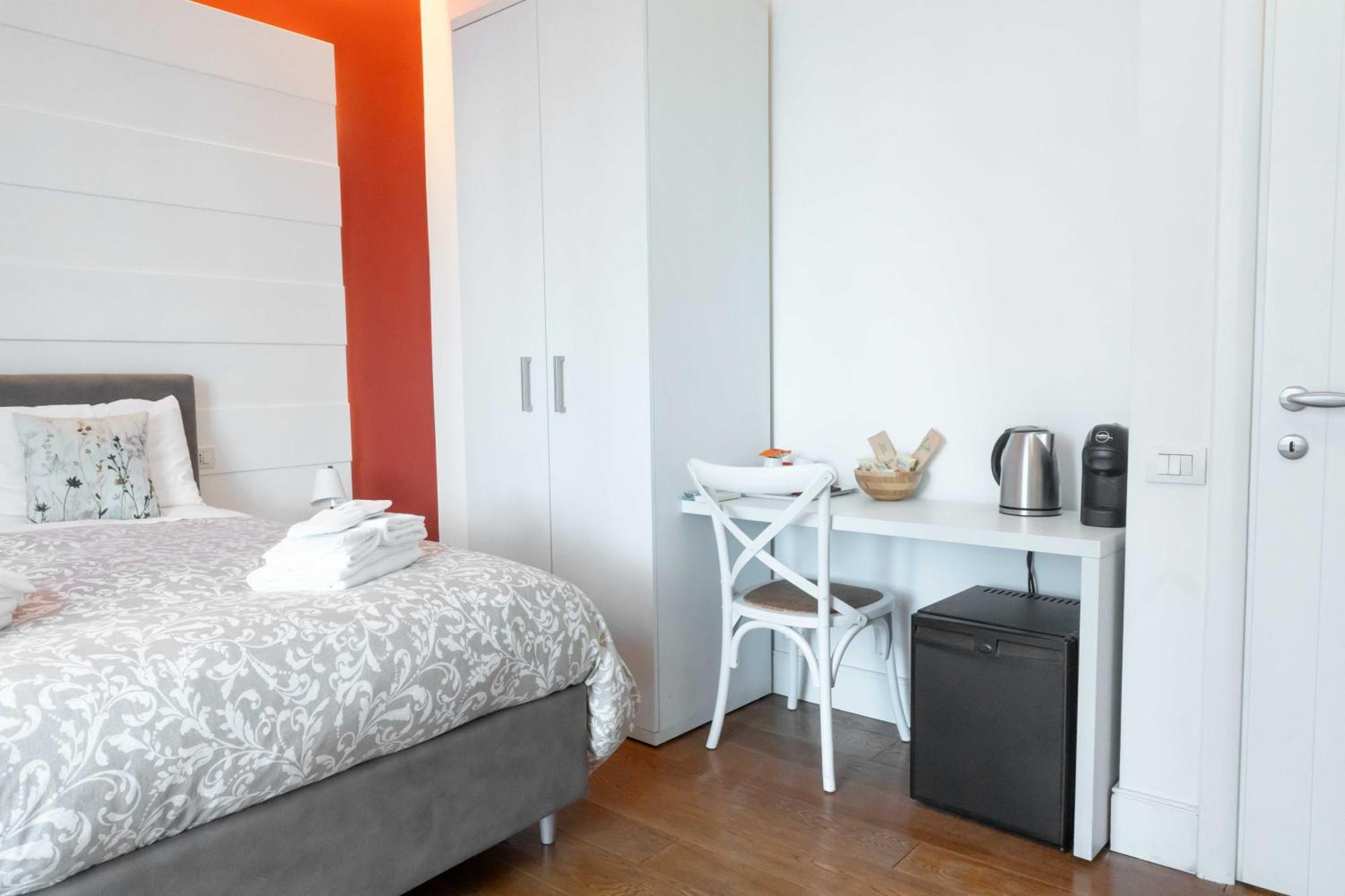 Ihh Suites Рим Екстериор снимка