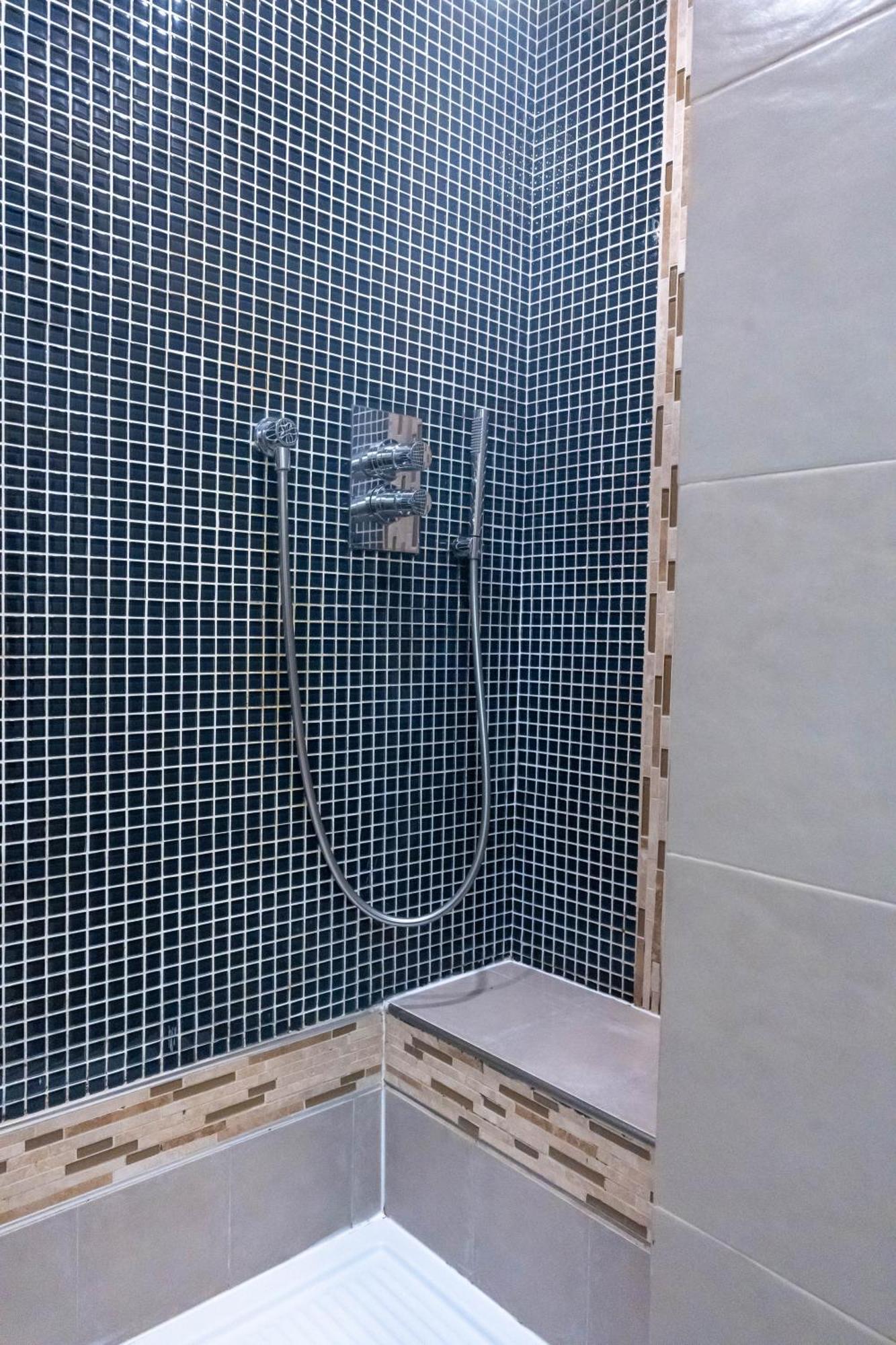 Ihh Suites Рим Екстериор снимка