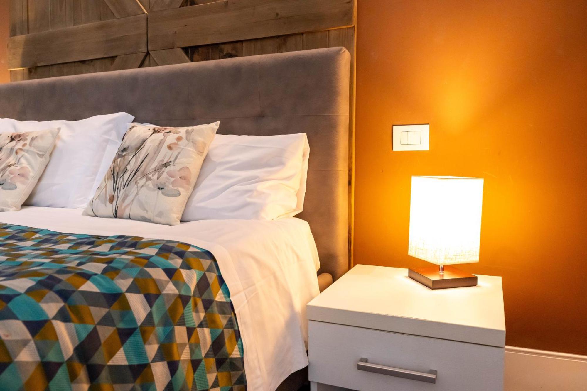 Ihh Suites Рим Екстериор снимка