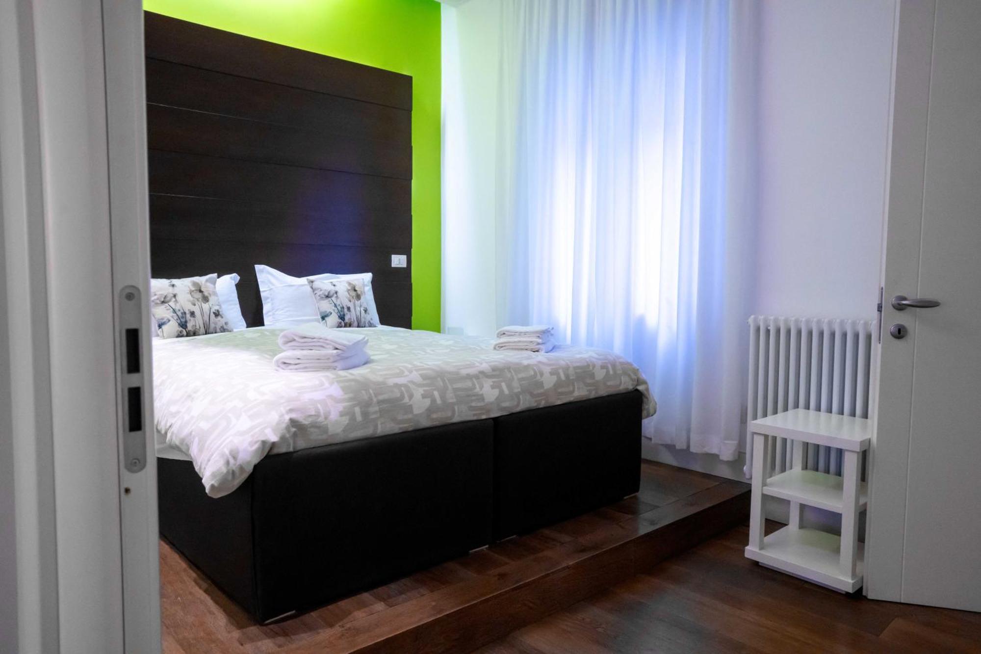Ihh Suites Рим Екстериор снимка