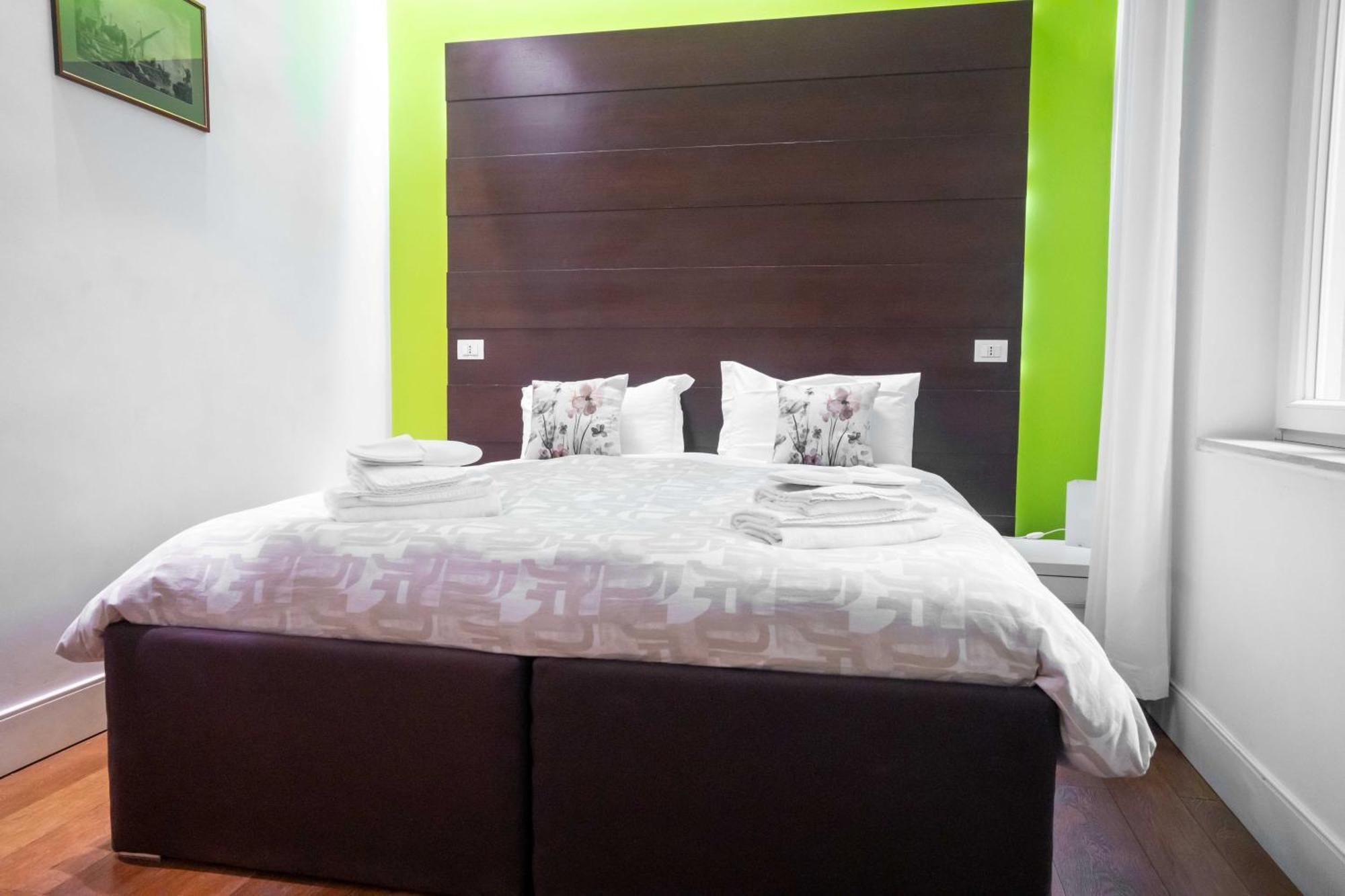 Ihh Suites Рим Екстериор снимка