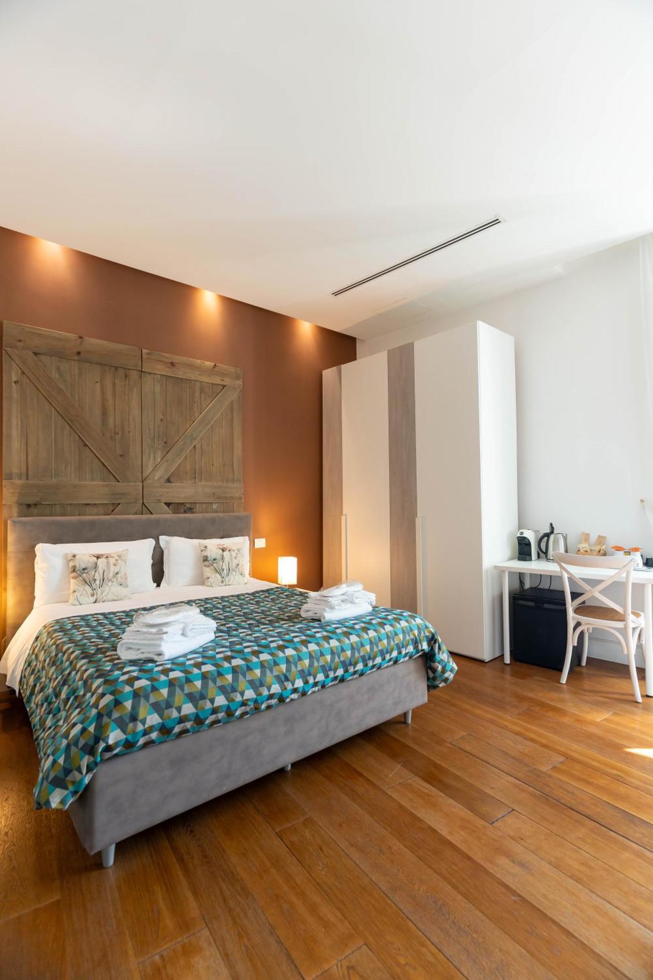 Ihh Suites Рим Екстериор снимка
