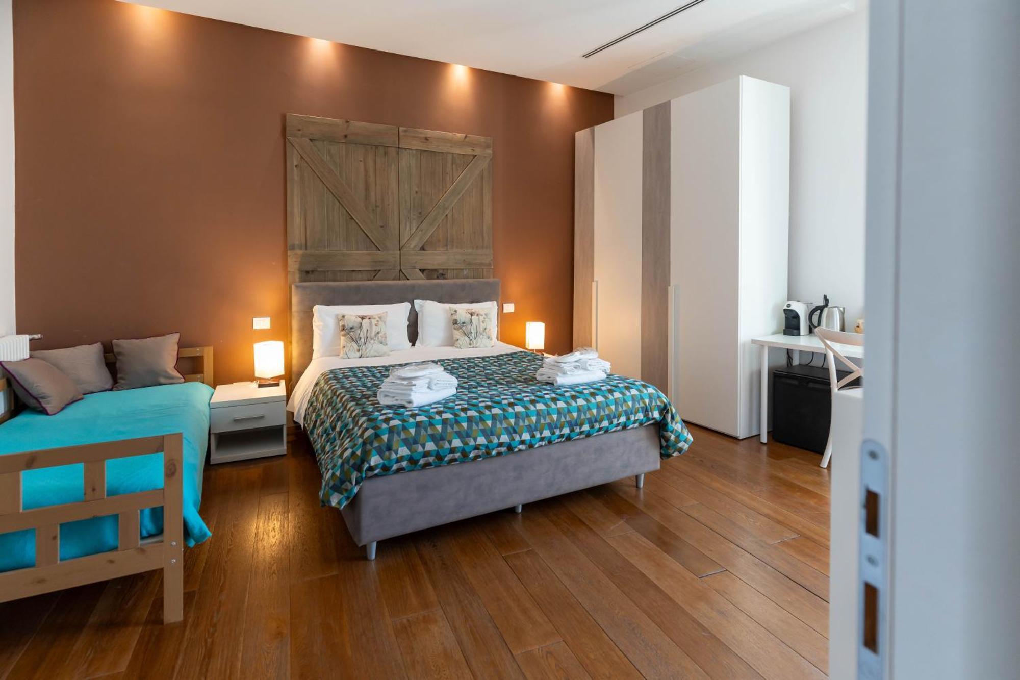 Ihh Suites Рим Екстериор снимка