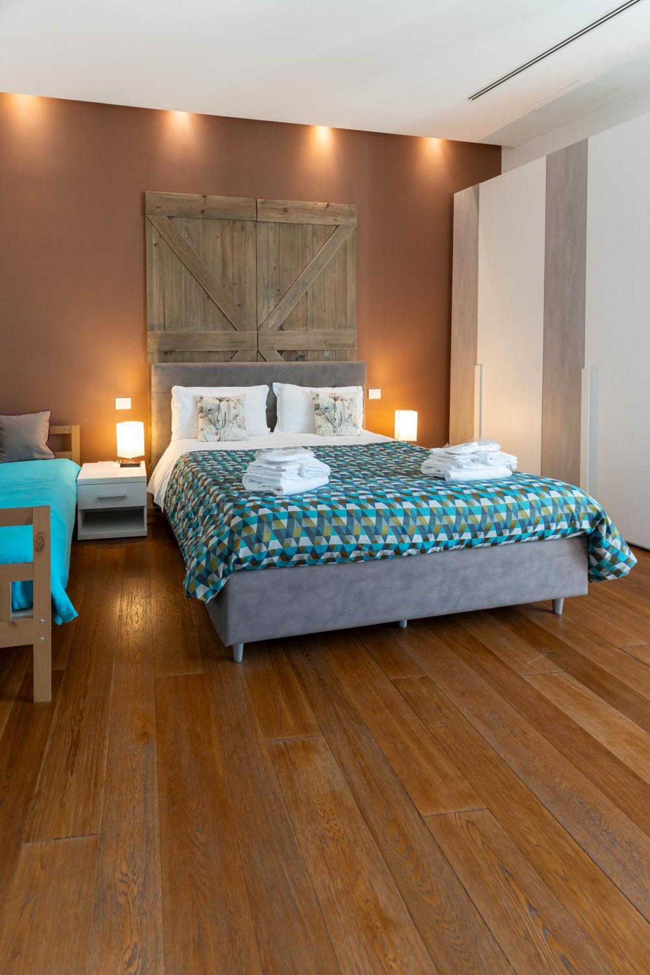 Ihh Suites Рим Екстериор снимка